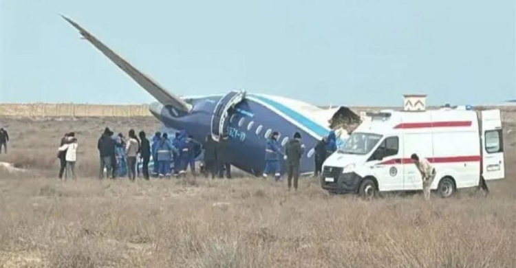 28 survivors as Azerbaijani jet crashes in Kazakhstan