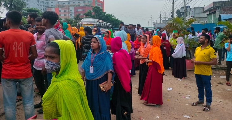 Workers of 3 Gazipur factories block highways over wage and benefit demands