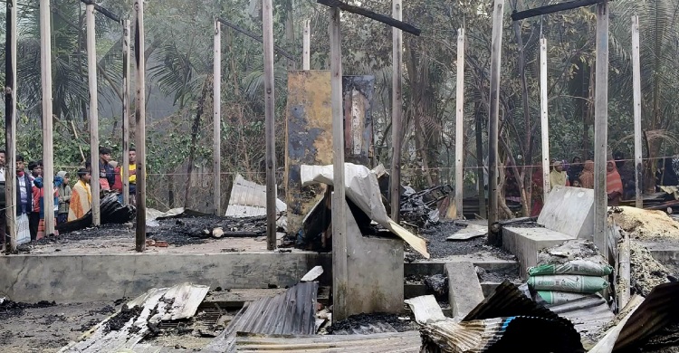 Locked in and burned; 7-year-old dies in Lakshmipur arson attack