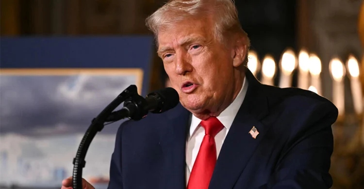 Trump says would be 'smart' for Venezuela's Maduro to step down