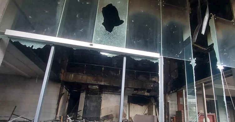 Daily Star files case against 350-400 people over Dhaka office attack