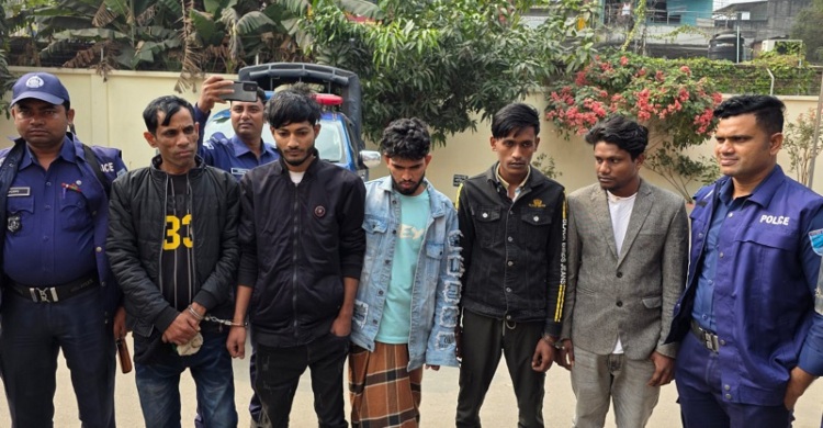 Seven motorcycle thieves arrested in Faridpur