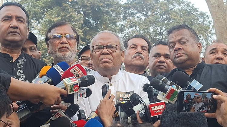 Spirit of Ekushey to resist emergence of fascism: Rizvi