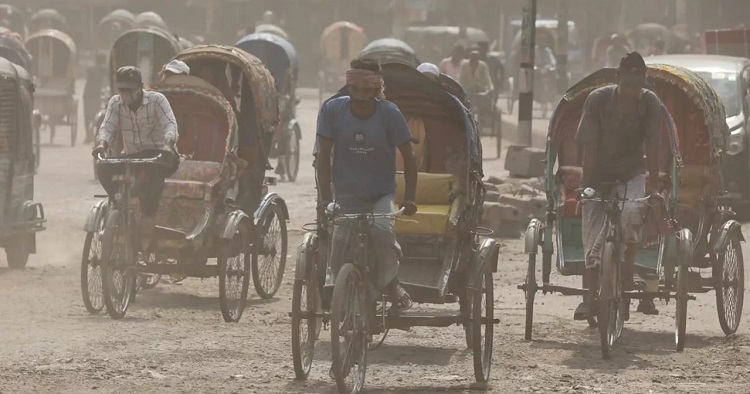 Dhaka’s air “very unhealthy” this morning