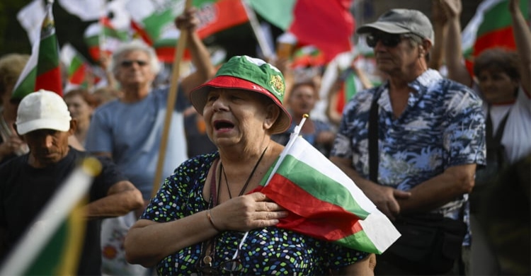 Bulgaria to get final green light to adopt euro in 2026