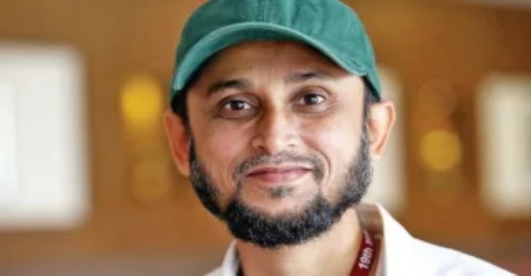 Farooki greets 'Sand City' artists ahead of its premiere