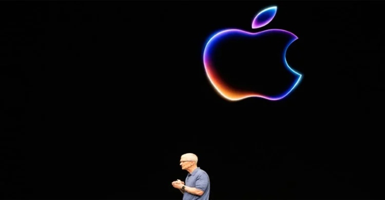 Apple under pressure to shine after AI stumble