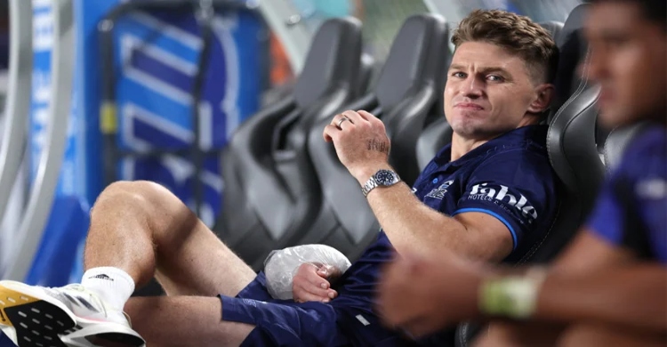 Barrett injury adds to Super Rugby woes for champion Blues