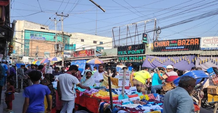 Markets bustled with buzz of Eid shoppers in Khulna