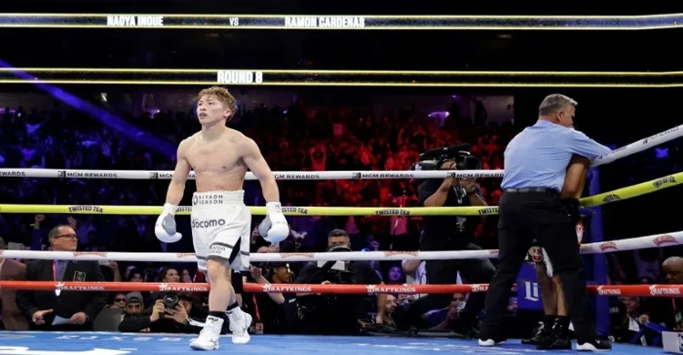 Inoue knocked down but stops Cardenas in eighth to keep crown