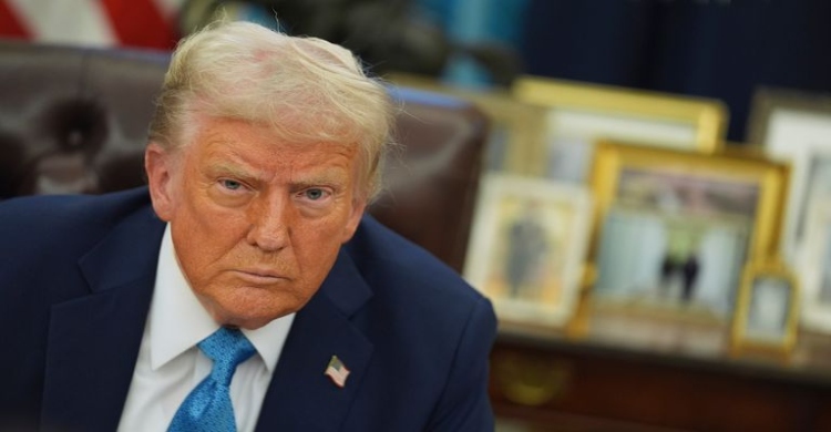 Trump tells India and Pakistan to 'stop' clashes