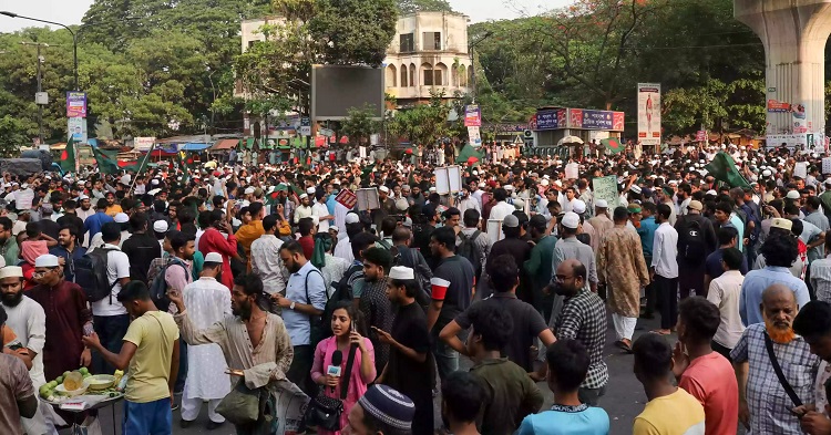 Led by NCP, protesters block Shahbagh demanding ban on Awami League