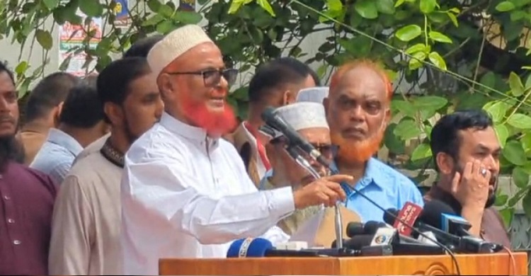 Jamaat leader ATM Azharul Islam walks free after acquittal