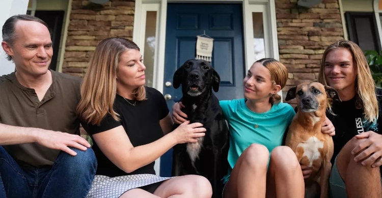 Losing a family pet helps children learn about grief, say psychologists