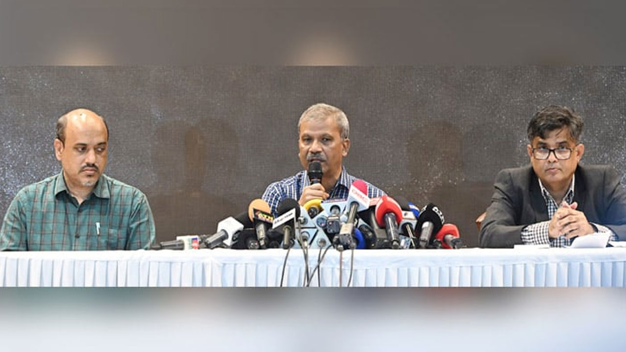 CA to decide on implementation of Consensus Commission’s recommendations, referendum: Asif Nazrul
