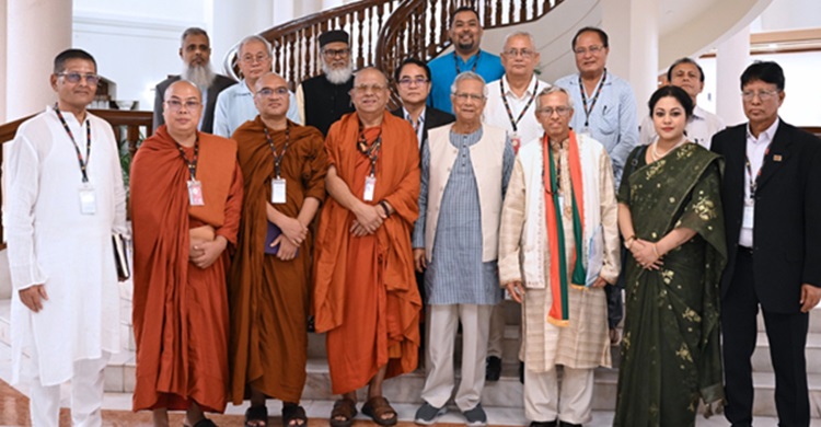 Buddhist leaders exchange greetings with CA marking Probarona Purnima