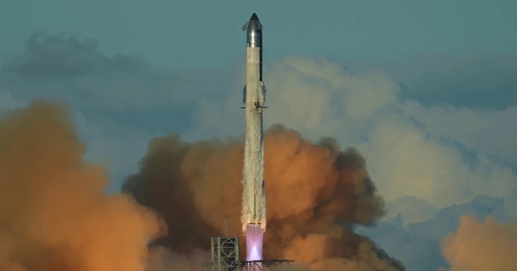 SpaceX completes another successful Starship test flight, marking 11th mission milestone