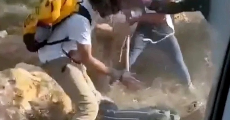 Israeli settlers attack Palestinian farmers amid West Bank olive harvest