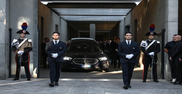 Hometown funeral for Italian fashion legend Giorgio Armani