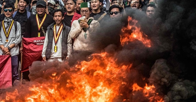 20 people missing after Indonesia protests: rights group